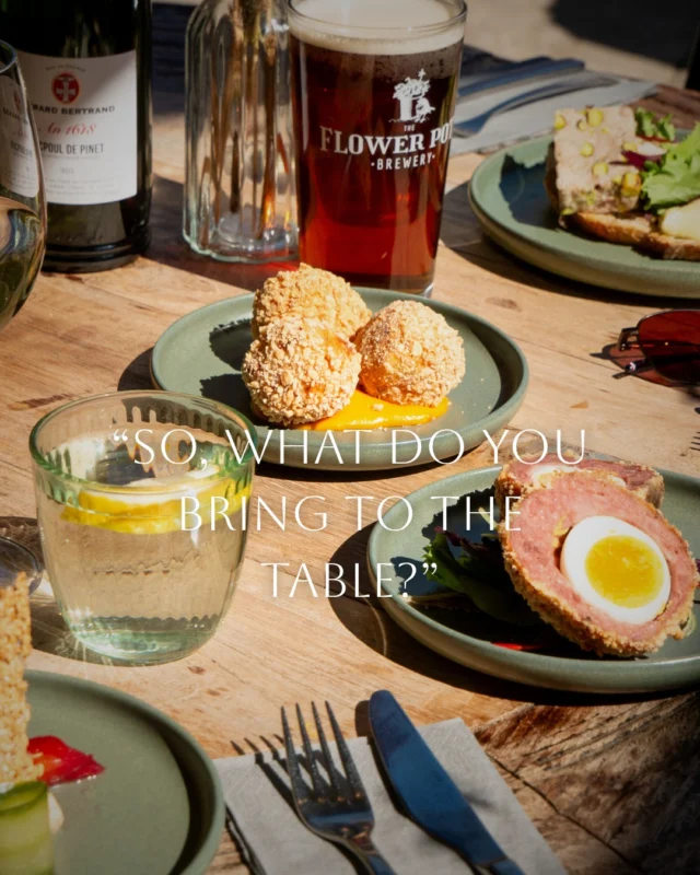 Short answer? Flavour. 🐴🌿

Our head chef has crafted a locally sourced menu packed with small plates, pub classics and sharing boards. Perfect for any time, any day and every belly. 

From breakfast bites at the deli to hearty Sunday Roasts and indulgent three-course dinners, we’ve got your cravings covered.

#TheChestnutHorse #VisitHampshire #Winchester #CountryPub