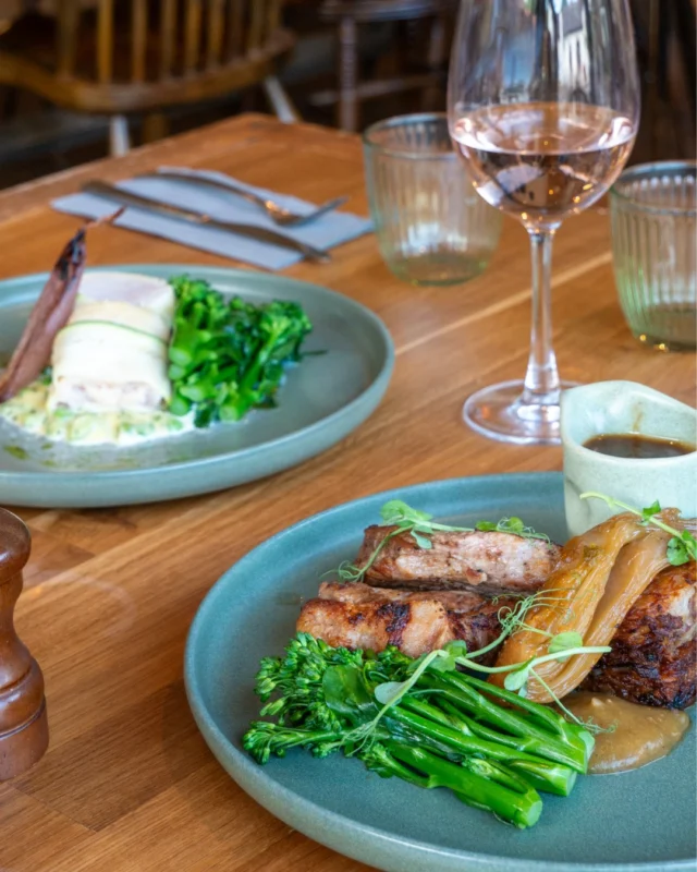 Hearty mains, done The Chestnut Horse way. 🐴

Think, cod Loin with prawn mousse and a vibrant summer fricassee, or Honey Glazed Pork Ribeye with apple rosti and five spice jus.

Bold flavours and seasonal ingredients, book your table and tuck into something special. 🍴
⁣#TheChestnutHorse #VisitHampshire #Winchester #CountryPub